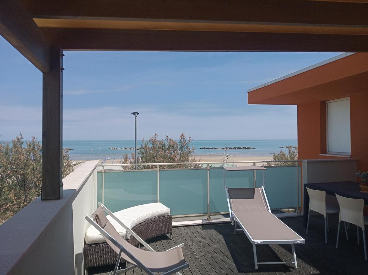 villa a mare Senigallia Esterno foto