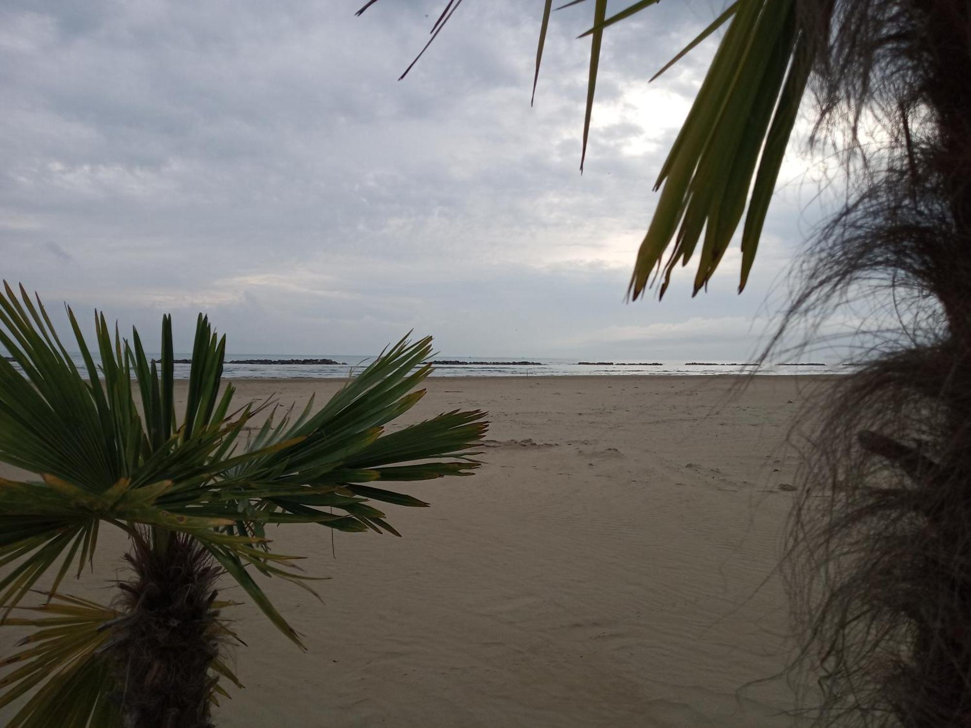 villa a mare Senigallia Esterno foto