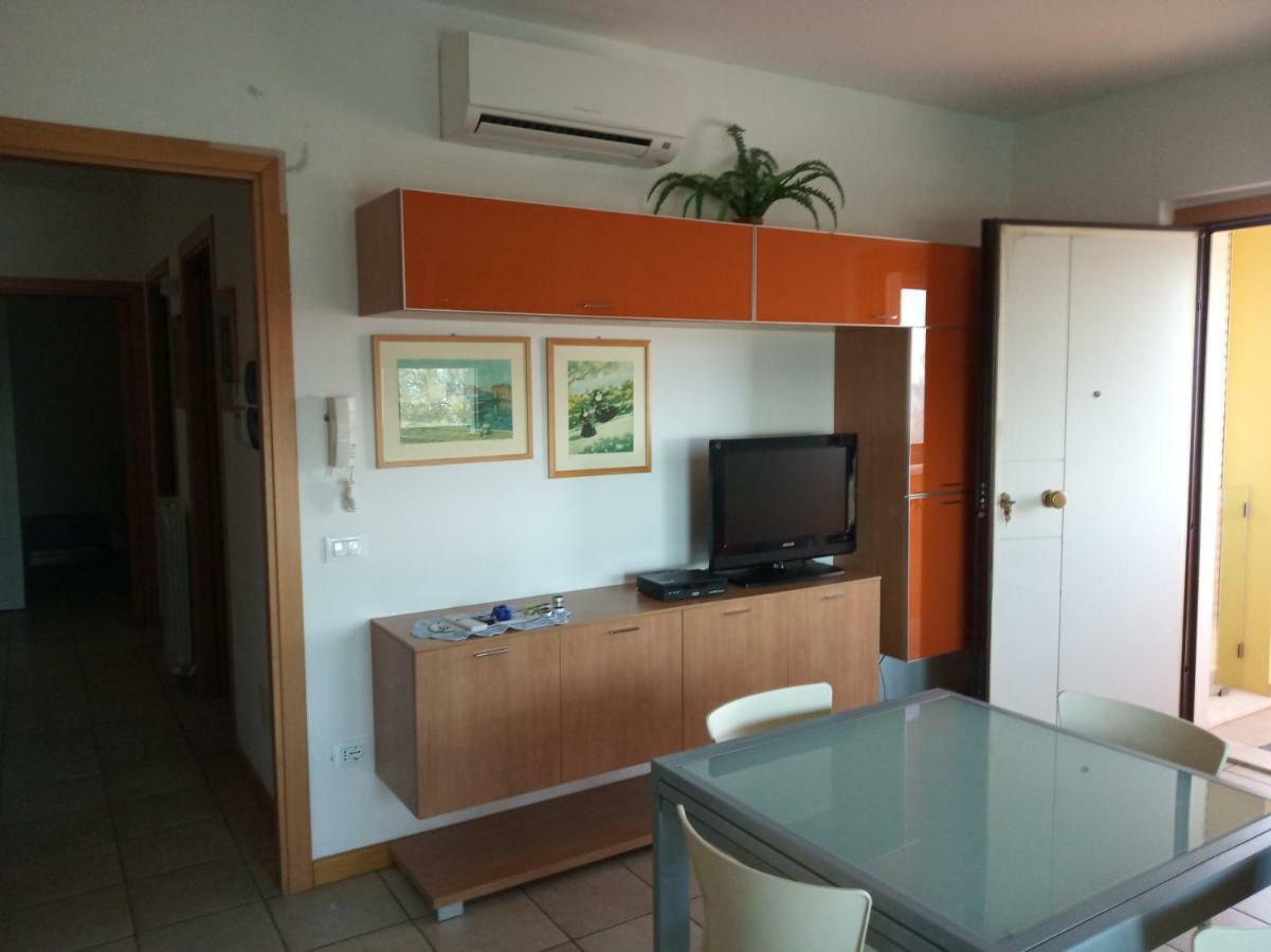 villa a mare Senigallia Esterno foto