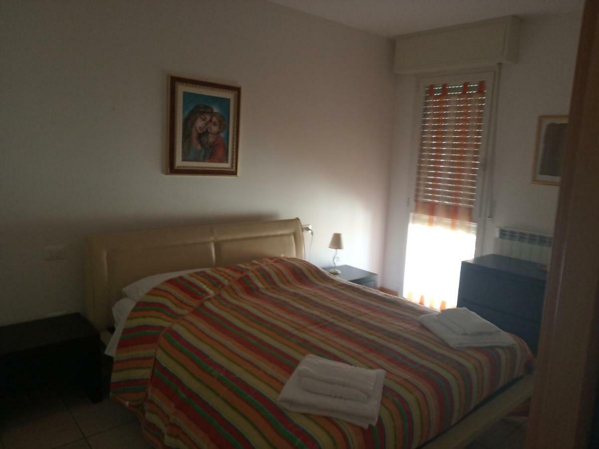 villa a mare Senigallia Esterno foto