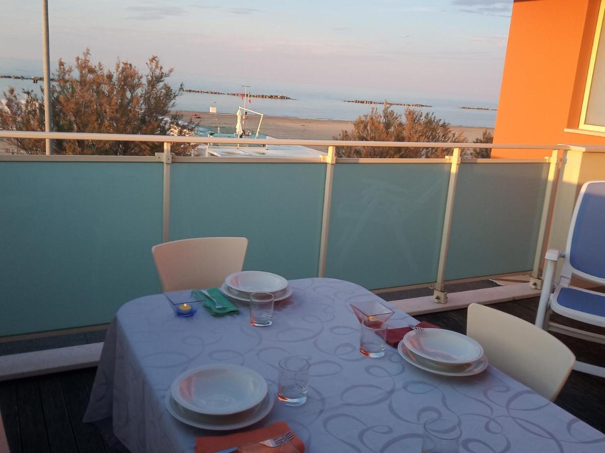 villa a mare Senigallia Esterno foto