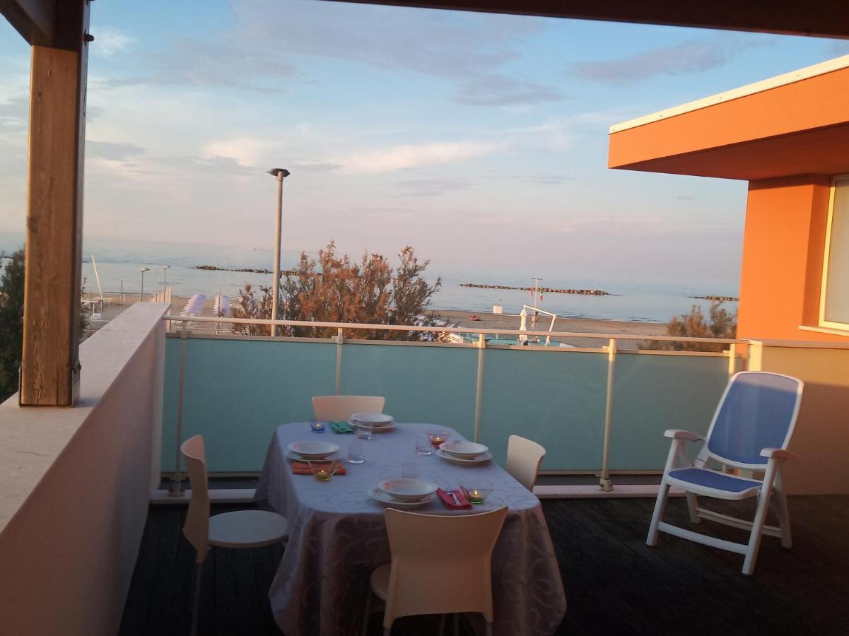 villa a mare Senigallia Esterno foto