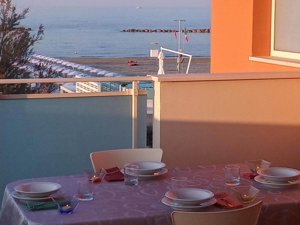villa a mare Senigallia Esterno foto